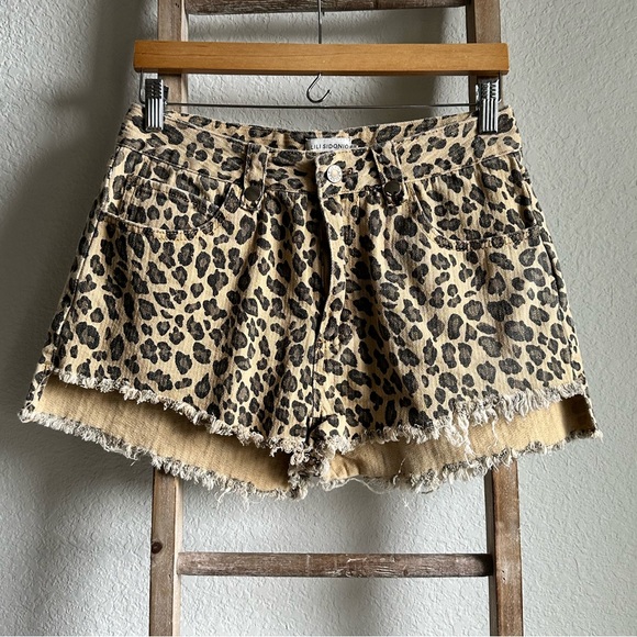 Lili Sidonio x Molly Bracken Cheetah Woven Shorts sz: Med - Picture 1 of 7